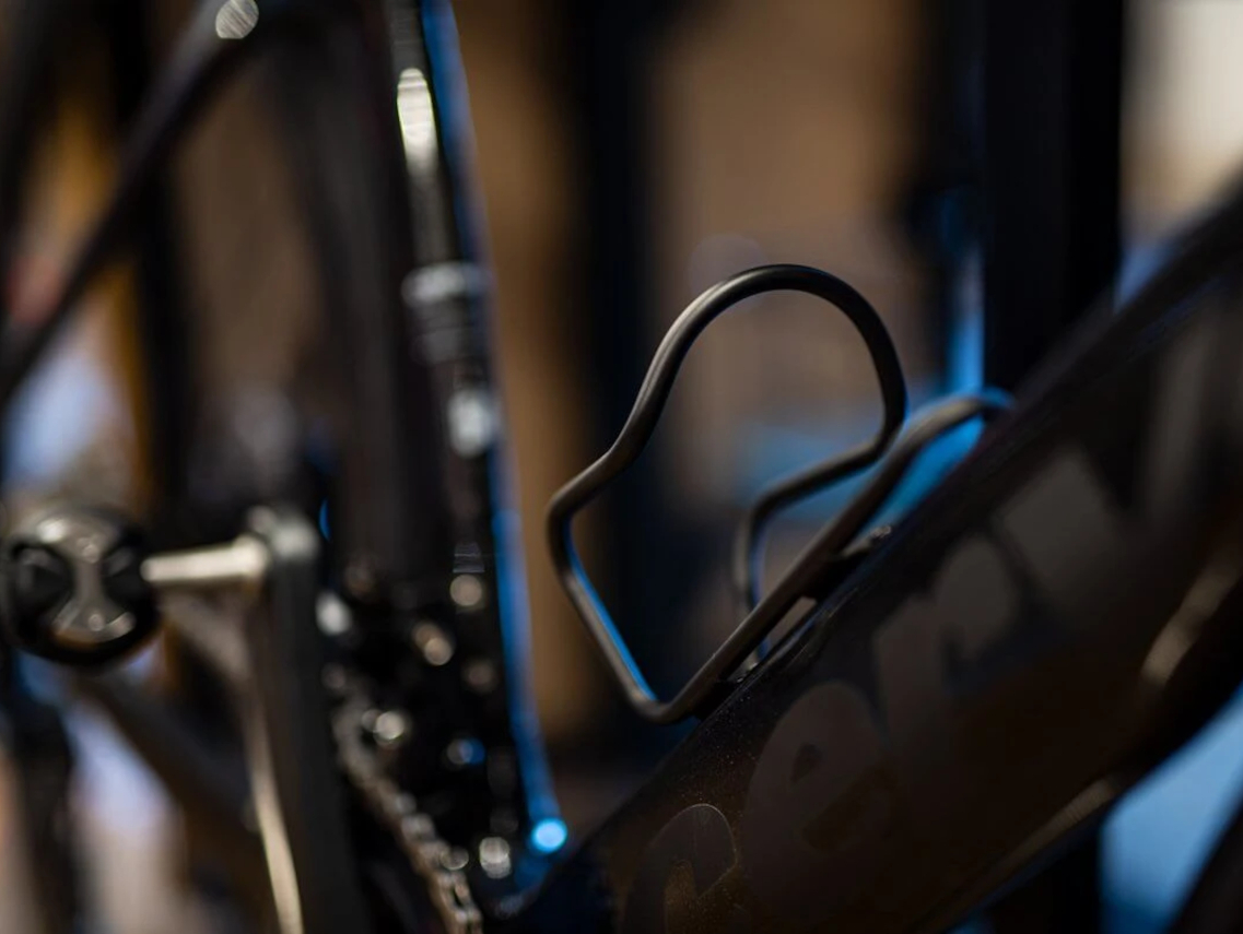 Silca Sicuro Titanium Bottle Cage - Black Cerakote Edition for Cages 6 Silca Sicuro Titanium Bottle Cage - Black Cerakote Edition for Cages - Image 4